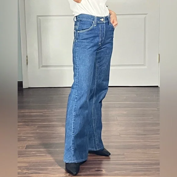 Vintage Lee bell bottom jeans - Picture 4 of 15